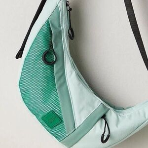 FREE PEOPLE Nothin But Net Sling Bag
NWT